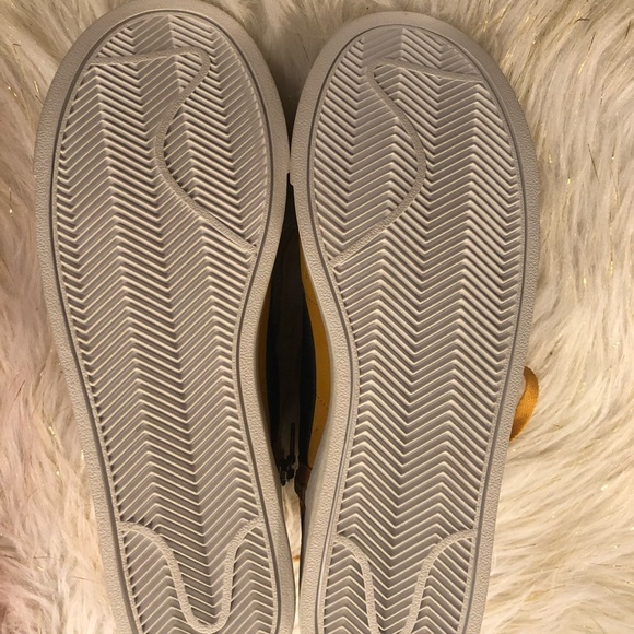 Brand new yellow nike blazers 💖 - Picture 4 of 5